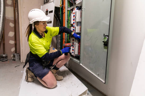 Best 24-Hour Electrician  in Fort Myers Beach, FL
